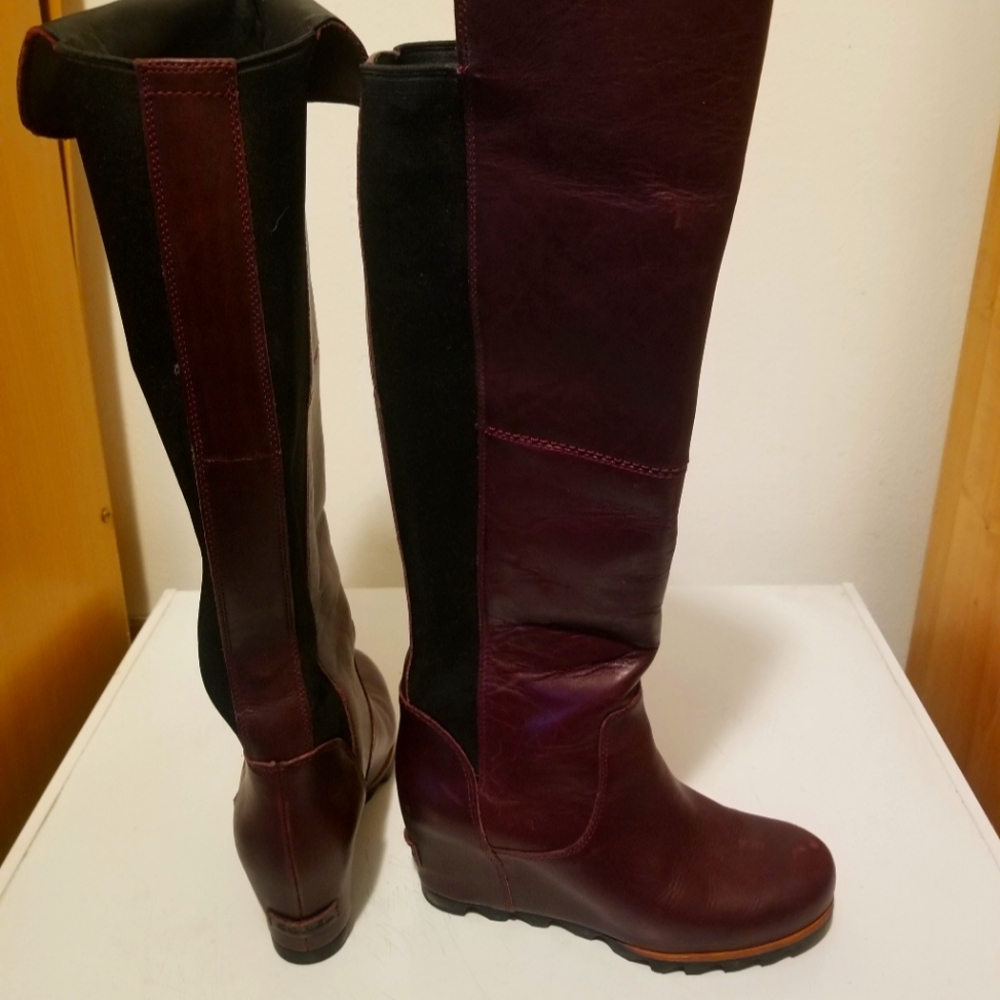 Sorel leather wedge boot